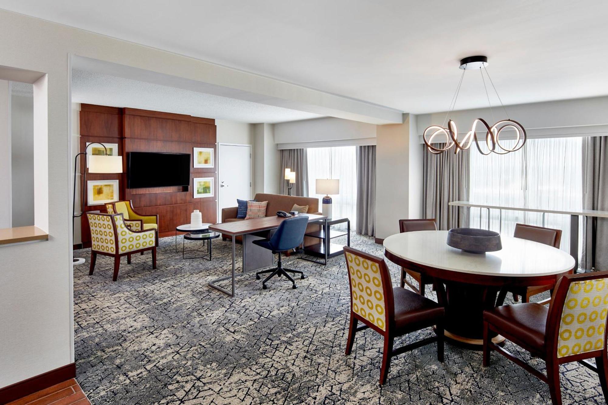 Sheraton Indianapolis Hotel At Keystone Crossing Εξωτερικό φωτογραφία