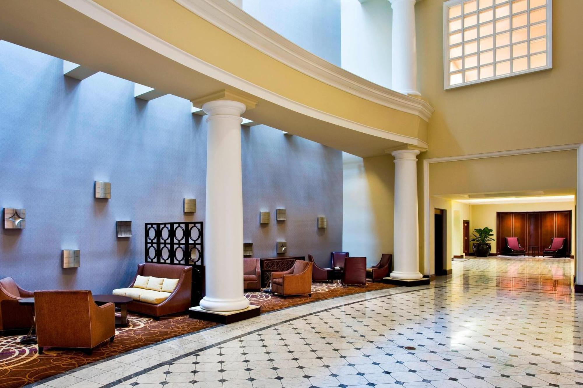 Sheraton Indianapolis Hotel At Keystone Crossing Εξωτερικό φωτογραφία